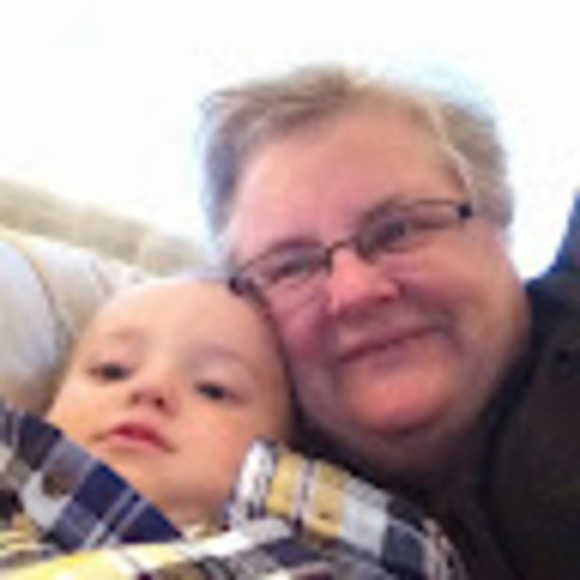 Meet your Posher, Deirdre - Picture 1 of 1